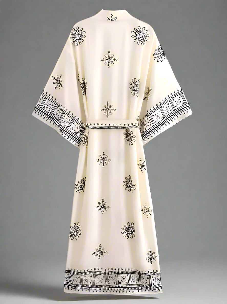 Solaria – Vintage White Boho Robe